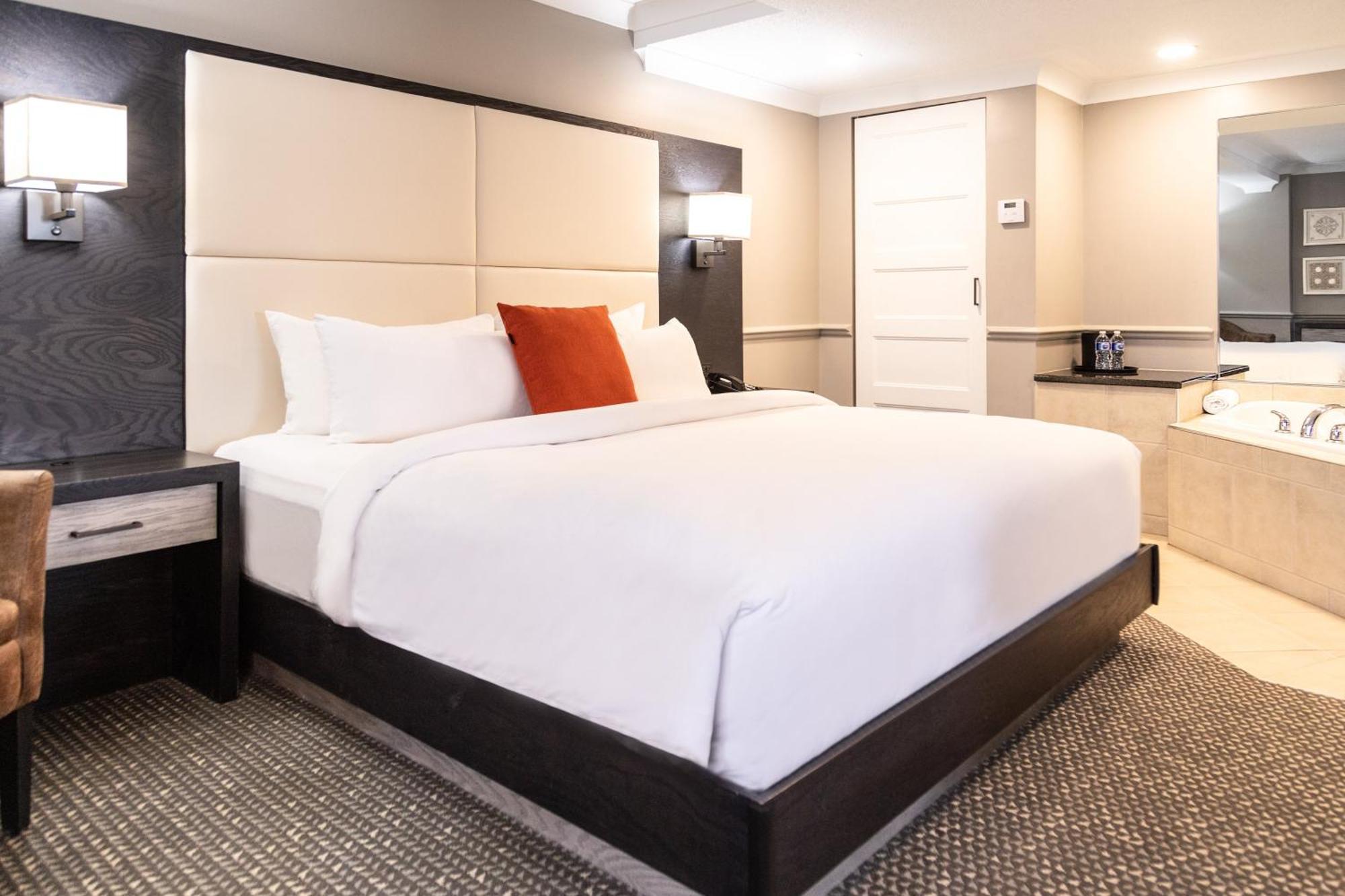 Crowne Plaza Fredericton Lord Beaverbrook By Ihg Exteriér fotografie