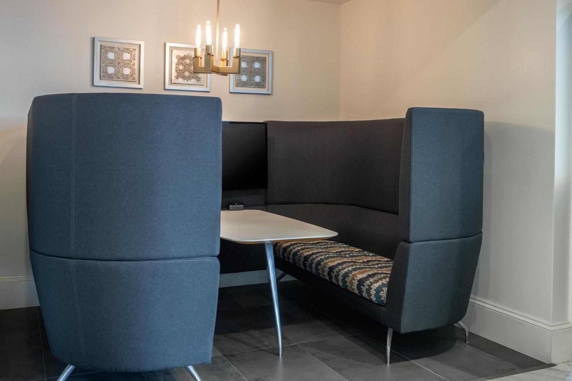 Crowne Plaza Fredericton Lord Beaverbrook By Ihg Exteriér fotografie